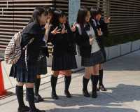 004 Parc Ueno - Collégiennes