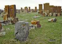 21 Khachkar ancien 10