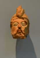 048 Tête de guerrier - Sanctuaire urbain (± 510)