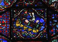 100 Dans la tempête un homme retient le reliquaire d'Etienne.jpg