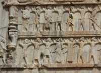 18 E - Tombeau de Darius II *