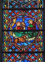 16 Nativité (vitrail moderne)