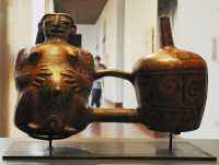 52 Bouteille - Femme accouchant - Vicus (-400 +500)