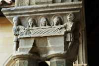 90 Cloître de St Guilhem du Désert - Mise au tombeau