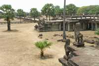 46-Entrée du temple