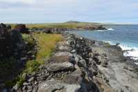 06 Soubassement artificiel de Ahu Runga Vae