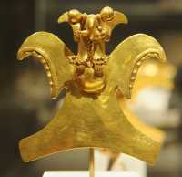 106 Pendentif en or - Aigle - Costa Rica Chiriqui (11°-16°s)