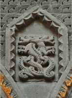 38 Nef (3° travée - Sud) Monstres entrelacés (± 1150)