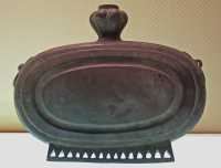 25 Bronze - carafe à vin (Han Ouest 206+8)