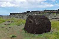 28 Pukao - Hanga Poukura