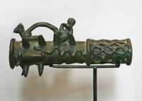 026 - Luristan - Masse d'armes - char à 2 roues (2600-1700)