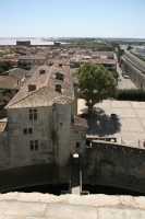 14  Rempart vu de la tour de Constance