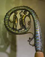 30 Crosse épiscopale (13°s) Limoges