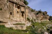 674 Cellules creusées par des ermites