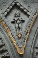 31 Nef (2° travée - Sud) Homme se tenant la barbe (± 1150)