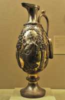 33 Vase d'argent doré - Danseuse (Sassanide 600±)
