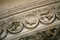 41 - Médaillons du Tympan