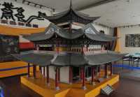 049 Maquette de la tour des 5 Phénnix de Lijiang