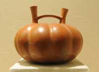 060 Vase à deux becs - Nécropole de Topara - Pérou (± 1°s. BC)