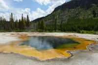 04 Black Sand Basin (Emerald Pool)