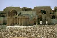 724 Hatra - Triple porte