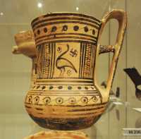 033 Cruche-chope (Attique géométrique 8°s)