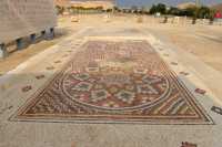 27 Pavement de la crypte de l'église de Khirbet Bureikut