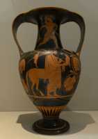 093 Achille enfant porté par le centaure Chiron - Amphore dite nicosthénienne (± 520) Athènes - Figures rouges par le potier Pamphaios et le peintre Oltos