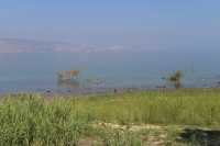 29 Le lac au sud de Kursi, et Tibériade sur la rive opposée