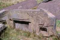 263 Puma-Punku - Porte renversée