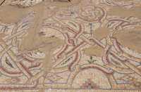 22 Mosaïque de la chapelle commémorant la chute des porcs, au sud du monastère