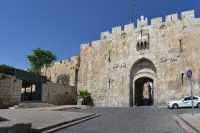 19 Porte saint Etienne, dite porte des lions