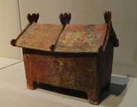 033 Urne cinéraire (± 640)