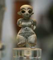 122 - Figurine prédynastique (Naqada I - 4000-3600) Os ou ivoire