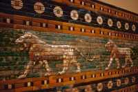 348 Lions en briques émaillées