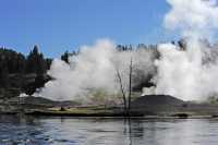 010 Yellowstone River près de Mud Volcano