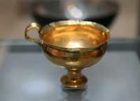 168 - Gobelet mycénien en or (± 1500)