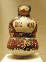 062 Vase anthropmorphe - Pérou Nasca (± 3°s)