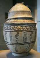 052 - Suse IV.A - Vase à la Cachette (± 2450) *