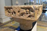 009 Cuve baptismale (12°s) Abbaye Saint-Larme à Selincourt