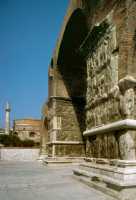 347 Arc & mausolée de Galère