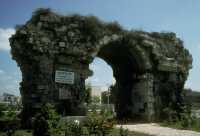 029 Porte dite de Cléopatre