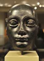 08 Tête de Gudea de Lagash assis (2150-2100) Tello (ancienne Girsu)