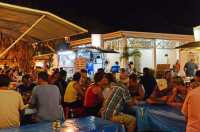 08 Les roulottes sur le port de Papeete