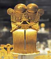 124 Pendentif en or - Colombie Darien (10°-16°s)