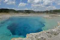 20 Biscuit Basin (Sapphire pool)