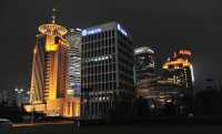073 Pudong la nuit
