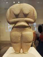 044 Figurine de marbre (Cycladique néolithique ± 4250)