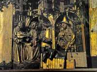 21 Cathédrale St Pierre - Anges musiciens.jpg