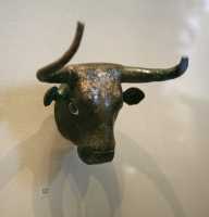 10 - Taureau-cuivre ± 2500 - Tello-Girsu